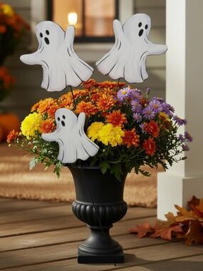 Three metal Ghost